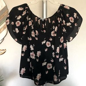 Charlotte Russe Lined Floral Crop (XL)